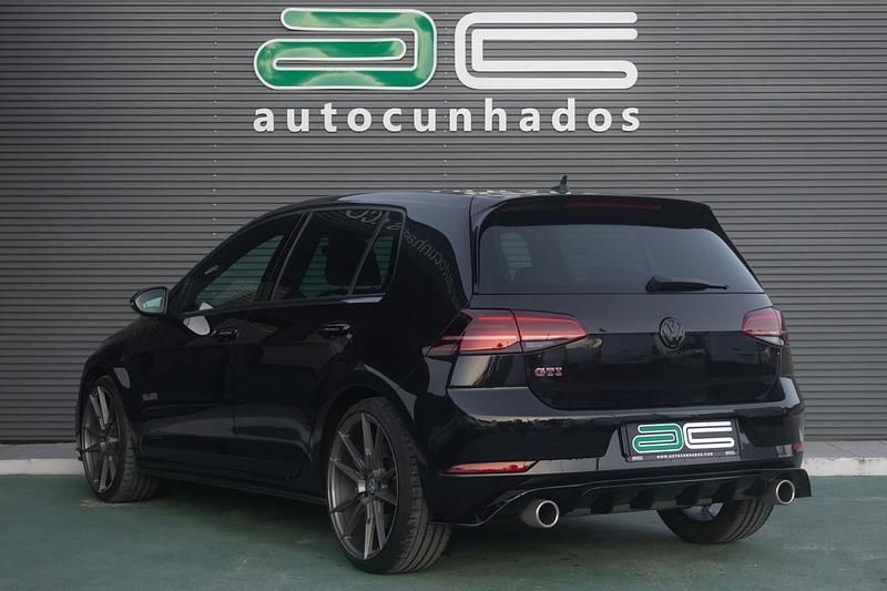 Usado VW Golf VIII GTI 245 HP (180 kW) 2020 Preto