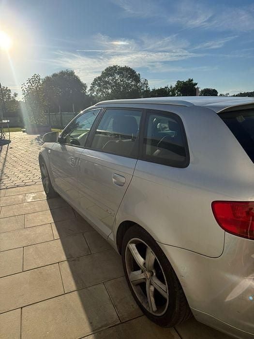 Usado 2008 Audi A3 Sport Sedan | € 6.500 (Bom preço) - Imagem 1/4