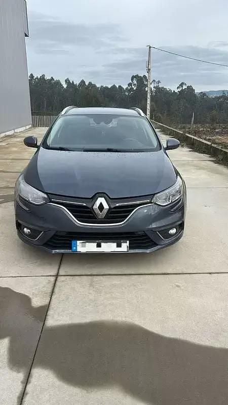 Cinza antracite Usado 2019 Renault Mégane GrandTour Equilibre Carrinha | € 7.000 (Super Preço) - Imagem 1/4