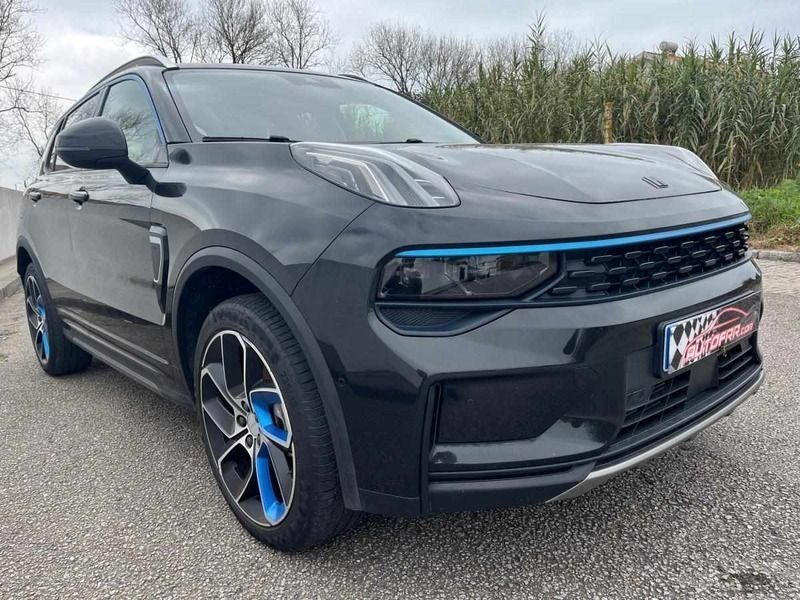 Preto Usado 2021 Lynk & Co 01 SUV | € 24.500 - Imagem 1/4
