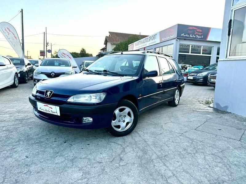Azul Usado 1998 Peugeot 306 Carrinha | € 2.990 - Imagem 1/4