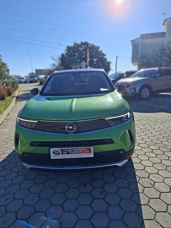 Usado Opel Mokka Edition 100 HP (73 kW) 2023 Verde SUV
