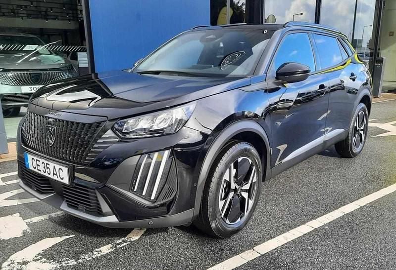 Usado Peugeot 2008 Allure 102 HP (75 kW) 2026 Preto SUV
