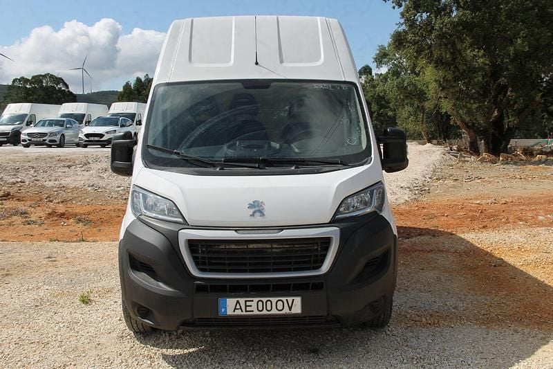 Branco Usado 2020 Peugeot Boxer Van | € 19.000 (Preço justo) - Imagem 1/4