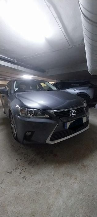 Usado 2014 Lexus CT200h Sedan | € 16.000 - Imagem 1/3