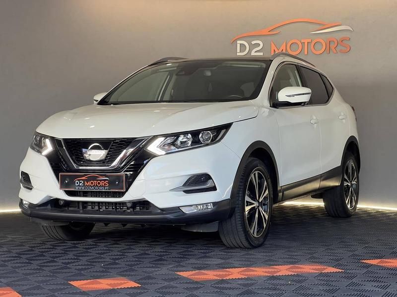 Usado Nissan Qashqai 110 HP (80 kW) 2018 Branco SUV