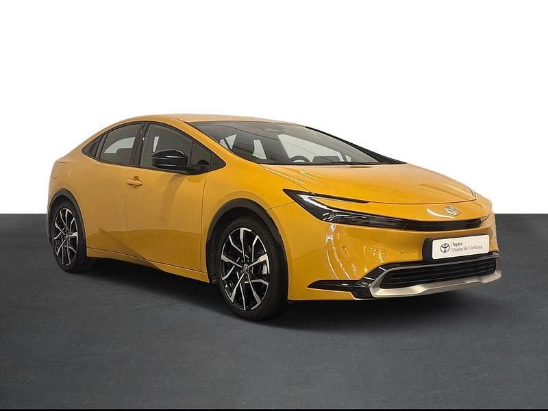 Amarelo (pintura metalizada) Usado 2025 Toyota Prius Luxury Citadino | € 44.500 (Preço justo) - Imagem 1/4