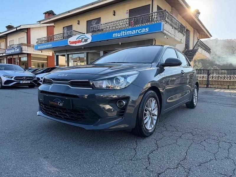 Cinza Usado 2022 Kia Rio | € 13.990 (Preço justo) - Imagem 1/4