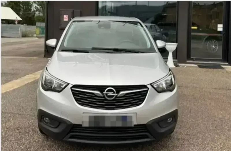 Cinzento Usado 2019 Opel Crossland Design & Tech SUV | € 14.900 - Imagem 1/4
