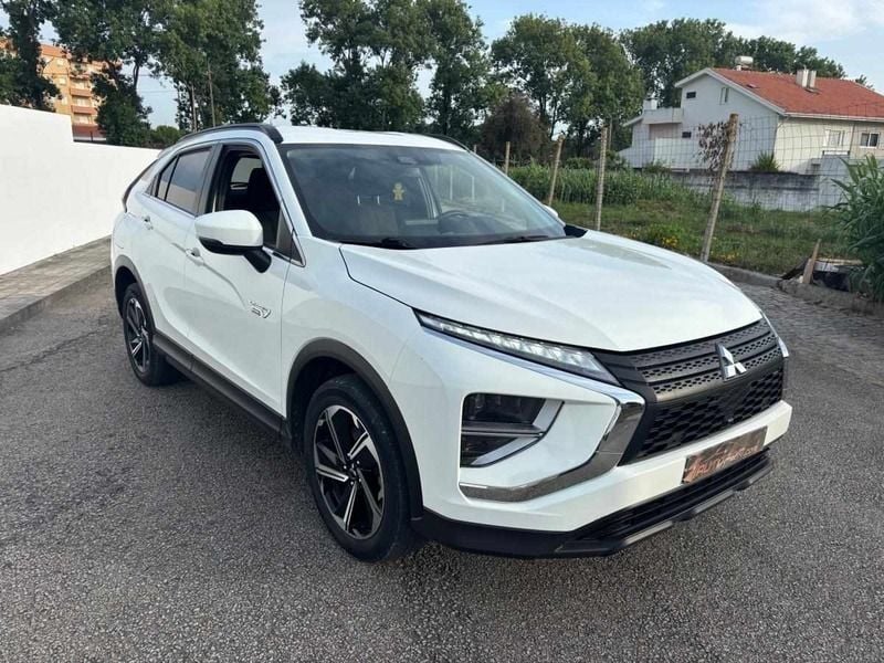 Branco Usado 2022 Mitsubishi Eclipse Cross SUV | € 23.950 (Preço justo) - Imagem 1/4