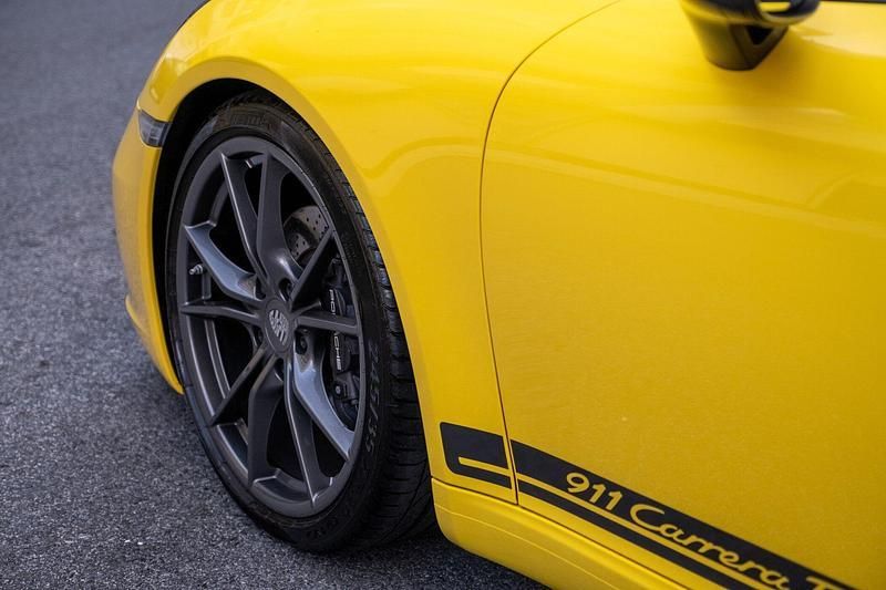 Outra Usado 2018 Porsche 911 Carrera T Coupé | € 135.000 - Imagem 1/3