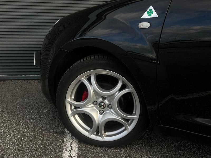 Usado Alfa Romeo MiTo Progression 95 HP (69 kW) 2010 Preto Citadino