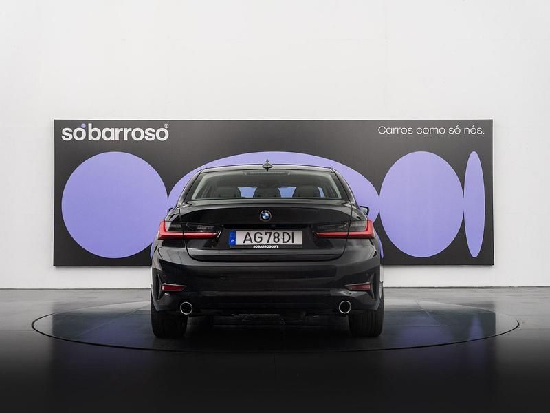Usado BMW 320 Sport Line 190 HP (139 kW) 2021 Preto Sedan