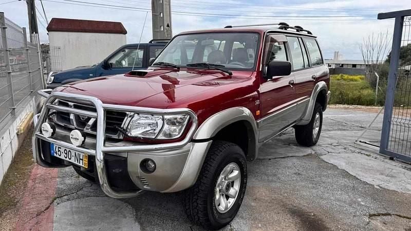 Vermelho Usado 1999 Nissan Patrol SUV | € 25.000 - Imagem 1/2