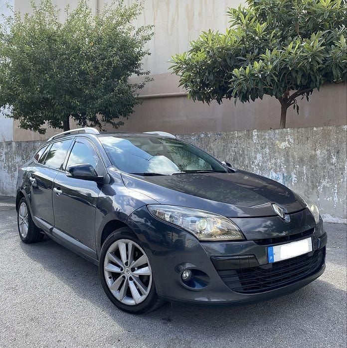 Usado 2009 Renault Mégane III Sedan | € 5.850 (Preço justo) - Imagem 1/4