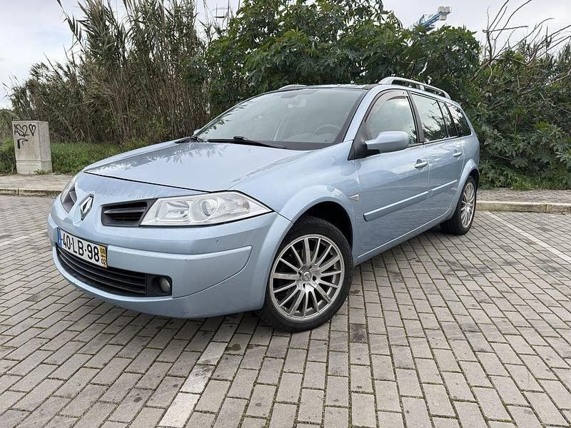 Usado Renault Mégane III 105 HP (77 kW) 2008 Sedan