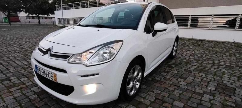 Branco Usado 2016 Citroën C3 Feel Citadino | € 7.499 (Bom preço) - Imagem 1/4