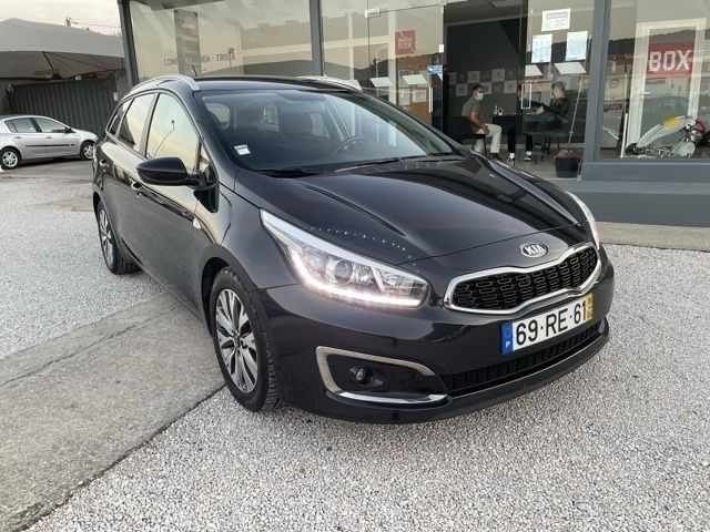 Usado Kia Ceed Sportswagon 90 HP (66 kW) 2016 Preto Carrinha