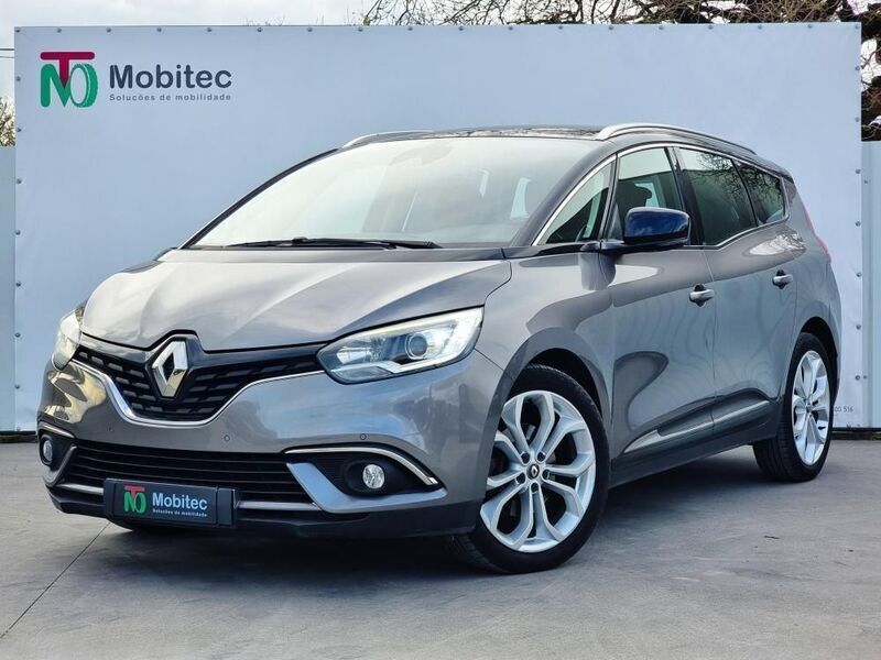 Cinzento Usado 2017 Renault Scénic IV Monovolume | € 12.500 (Preço justo) - Imagem 1/4