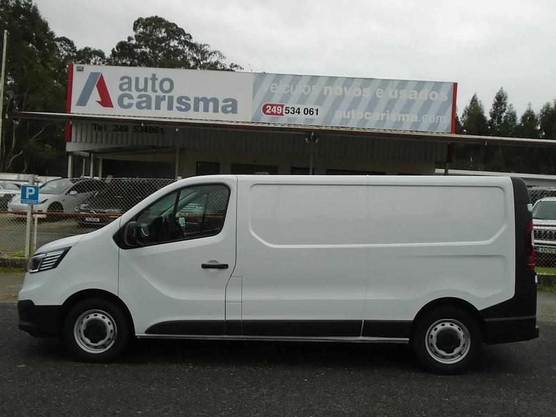Branco Usado 2022 Renault Trafic Monovolume | € 21.400 (Super Preço) - Imagem 1/4