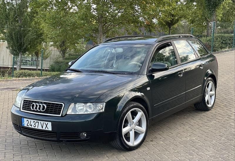 Usado 2004 Audi A4 Sedan | € 4.200 (Preço justo) - Imagem 1/4