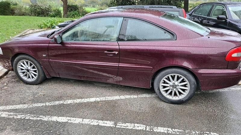 Usado Volvo C70 226 HP (166 kW) 1998 Coupé