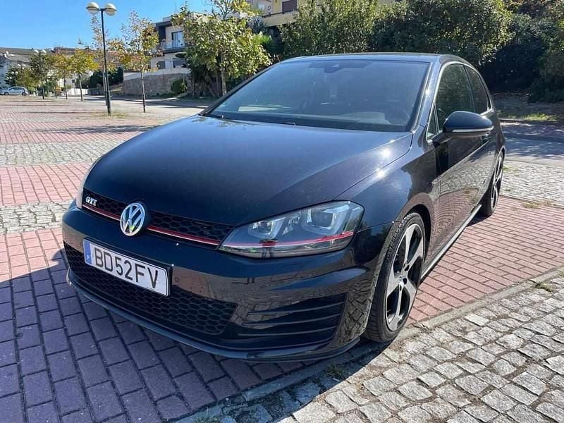 Preto Usado 2017 VW Golf VII GTI Citadino | € 20.500 (Super Preço) - Imagem 1/4