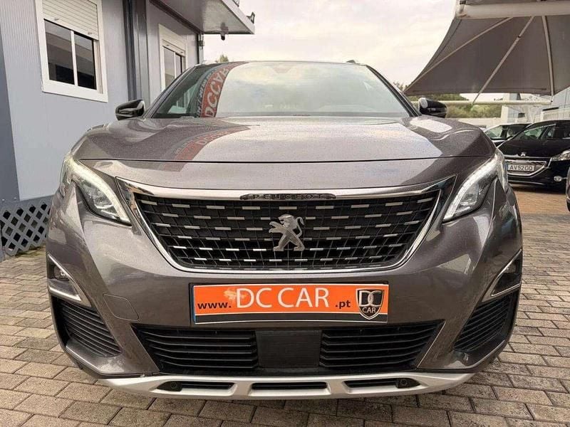 Usado Peugeot 3008 120 HP (88 kW) 2016 Cinzento