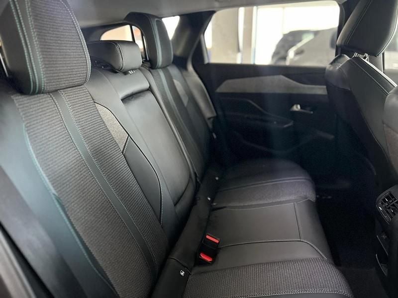 Usado Peugeot 308 SW 130 HP (95 kW) 2024 Antracite Carrinha