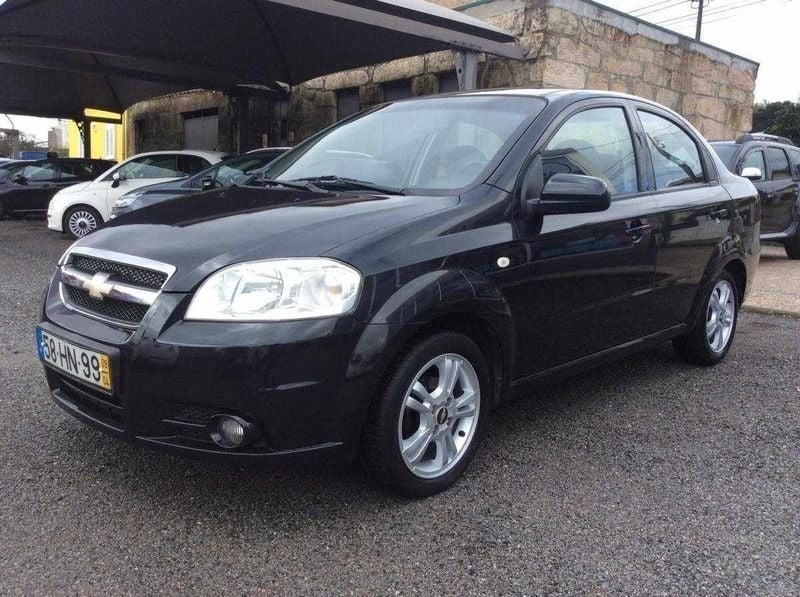 Preto Usado 2009 Chevrolet Aveo LT Sedan | € 4.499 - Imagem 1/4