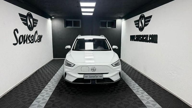 Branco Usado 2022 MG ZS Comfort Sedan | € 19.990 (Preço justo) - Imagem 1/4
