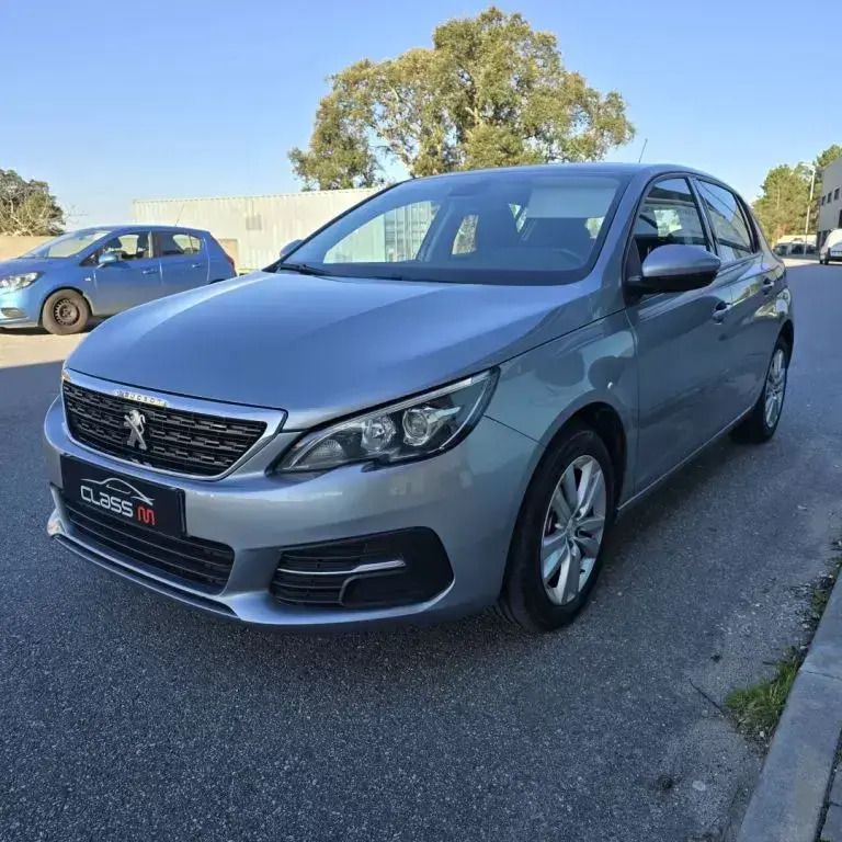 Cinza Usado 2018 Peugeot 308 Access | € 10.990 (Super Preço) - Imagem 1/4