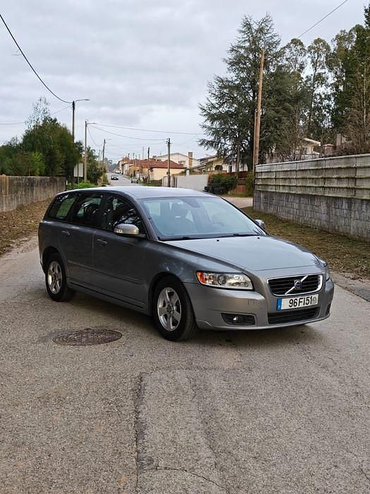 Usado 2008 Volvo V50 Carrinha | € 5.900 (Preço justo) - Imagem 1/4