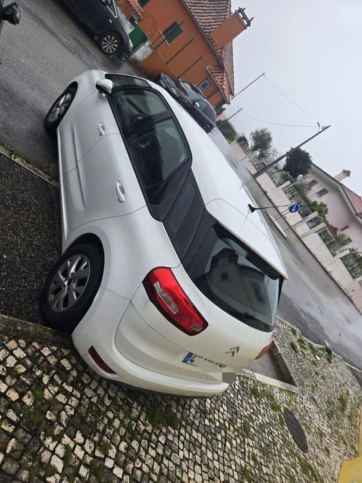 Usado 2015 Citroën C4 Picasso Monovolume | € 6.800 - Imagem 1/4
