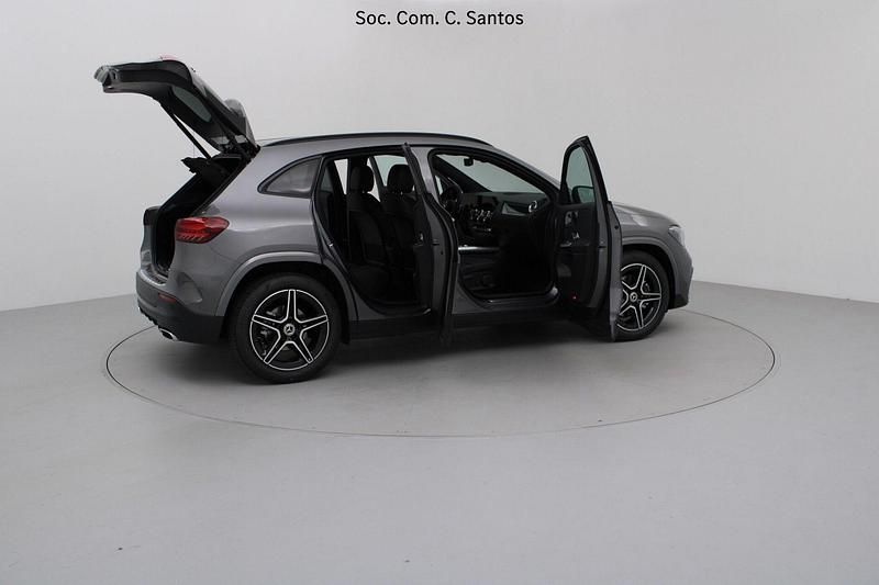 Usado Mercedes GLA200 AMG 150 HP (110 kW) 2024 Cinza SUV