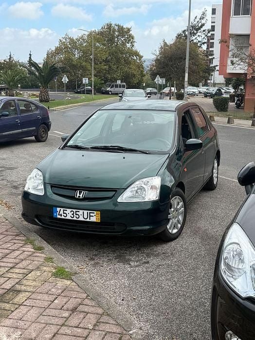 Usado 2002 Honda Civic Sedan | € 2.200 (Preço justo) - Imagem 1/4