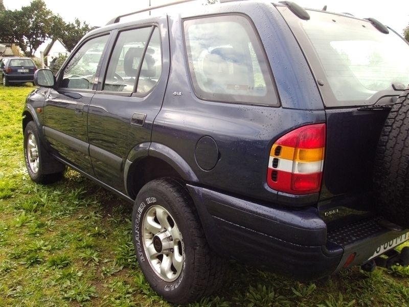 Opel frontera 2