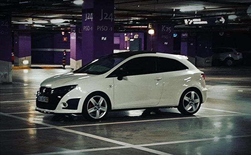 Usado 2010 Seat Ibiza | € 8.000 - Imagem 1/3