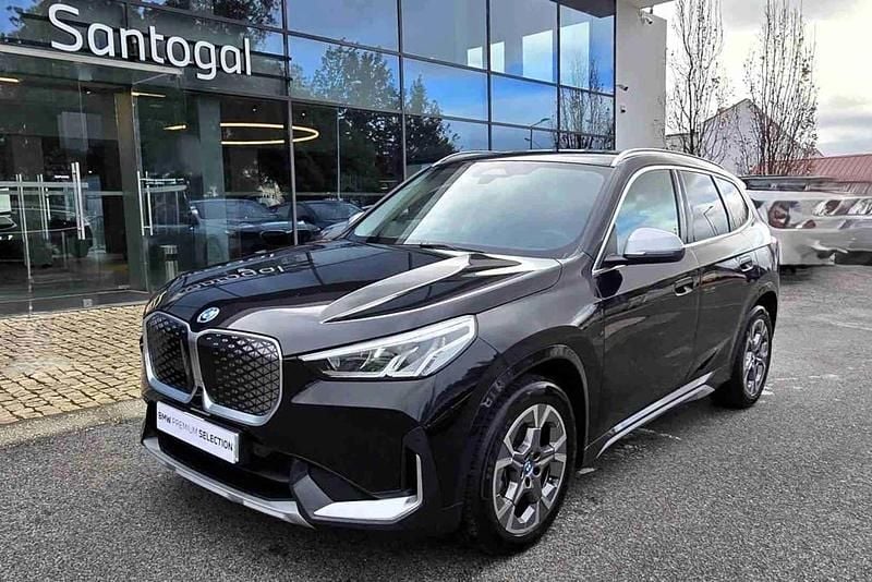 Preto Usado 2024 BMW iX1 xLine SUV | € 42.900 (Preço justo) - Imagem 1/4