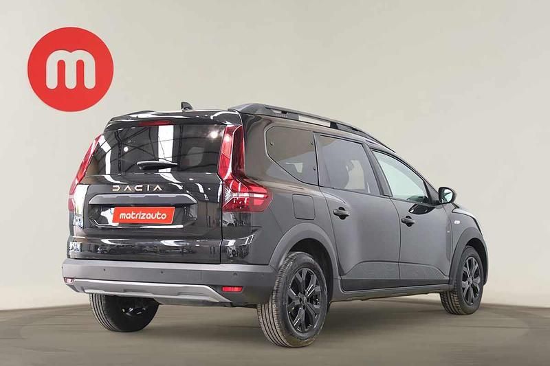 Usado Dacia Jogger Extreme 101 HP (74 kW) 2024 Preto Monovolume