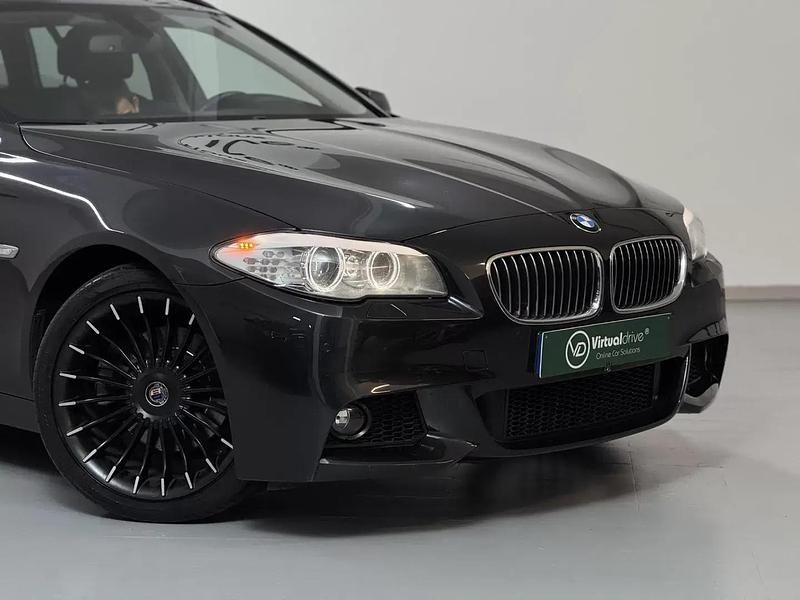 Usado BMW 520 Comfort Edition 184 HP (135 kW) 2012 Cinza escuro Carrinha