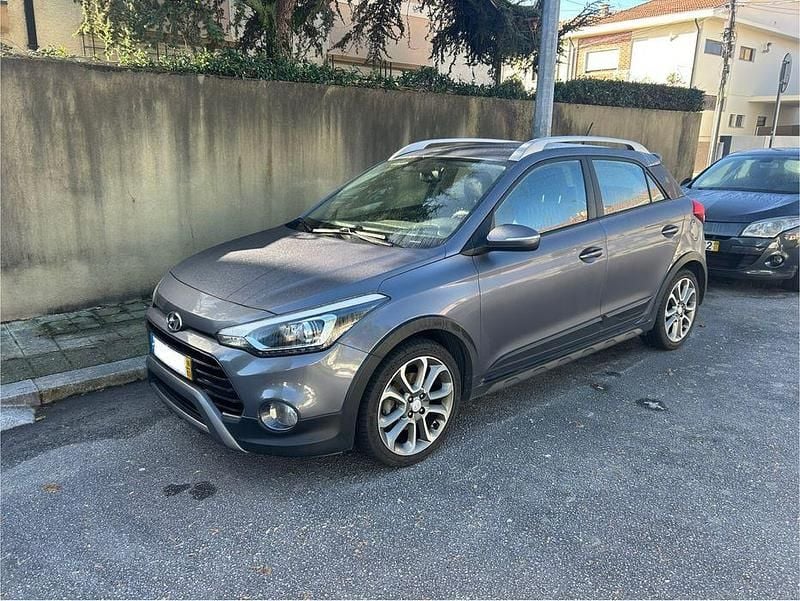 Usado 2016 Hyundai i20 Active Sedan | € 9.900 - Imagem 1/4