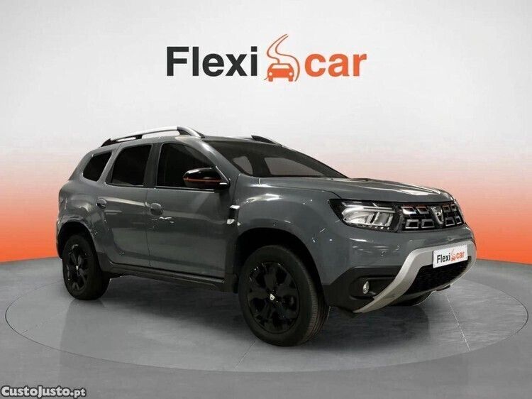 Cinza Usado 2022 Dacia Duster Prestige SUV | € 17.490 (Preço justo) - Imagem 1/1