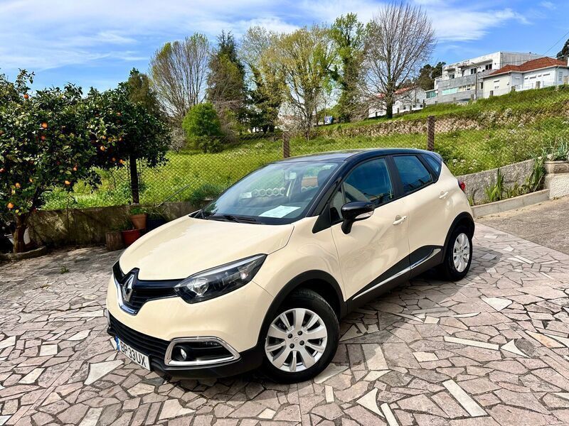 Usado Renault Captur 90 HP (66 kW) 2013 Outra SUV