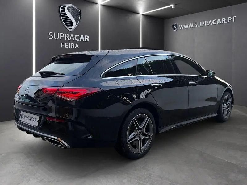Usado Mercedes CLA250 Shooting Brake AMG line 218 HP (160 kW) 2023 Azul Carrinha
