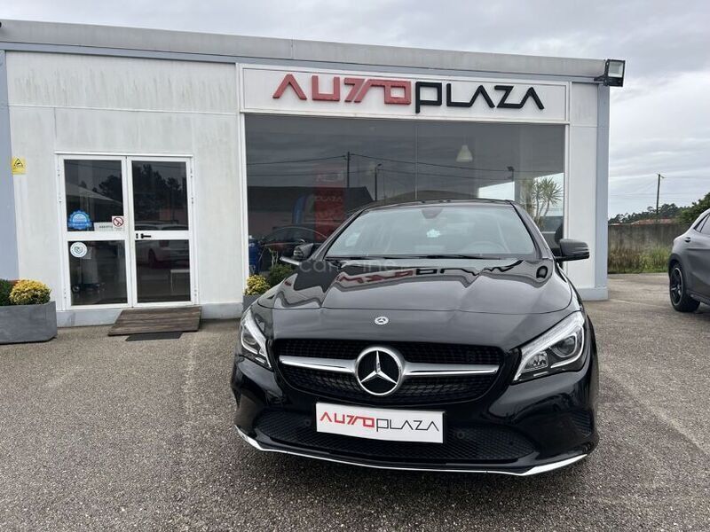 Preto Usado 2017 Mercedes CLA180 Urban Sedan | € 21.900 (Preço justo) - Imagem 1/1