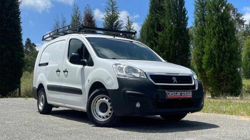 Branco Usado 2019 Peugeot Partner Van | € 15.750 (Caro) - Imagem 1/4