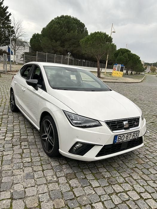Usado 2019 Seat Ibiza FR Sedan | € 15.000 - Imagem 1/4