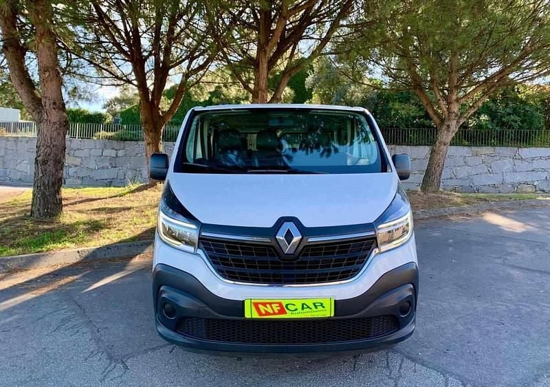 Usado Renault Trafic 145 HP (106 kW) 2020 Branco Monovolume