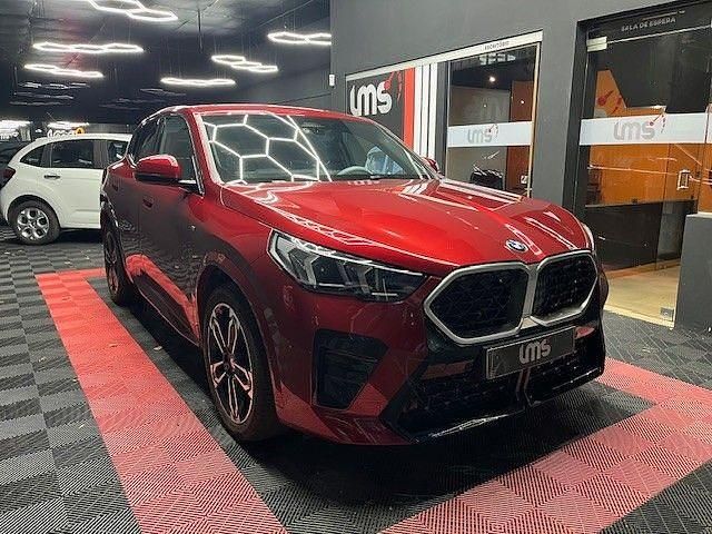 Vermelho Usado 2025 BMW X2 SUV | € 54.950 - Imagem 1/4
